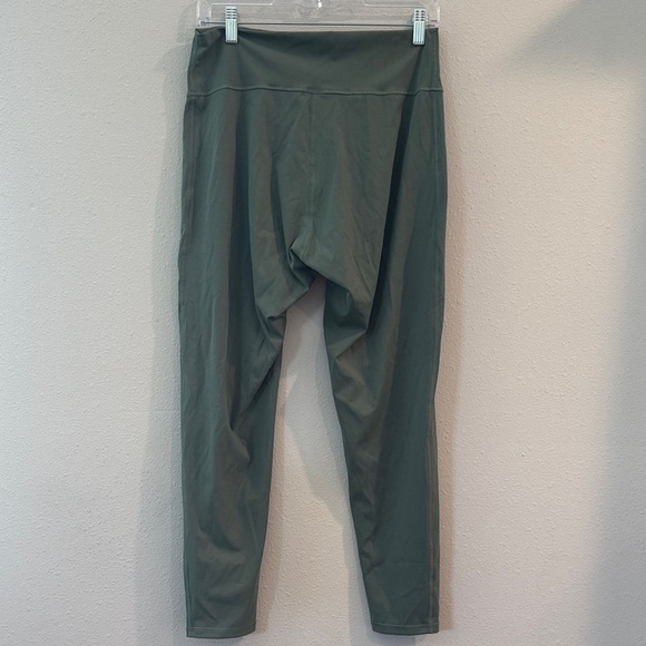 Gymshark Olive Leggings - Picture 3 of 5